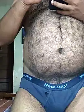 Snapshot of MalluBoyForGirls chatting on October 6, 2025, 10:23 am MalluBoyForGirls online show from October 6, 2025, 10:23 am