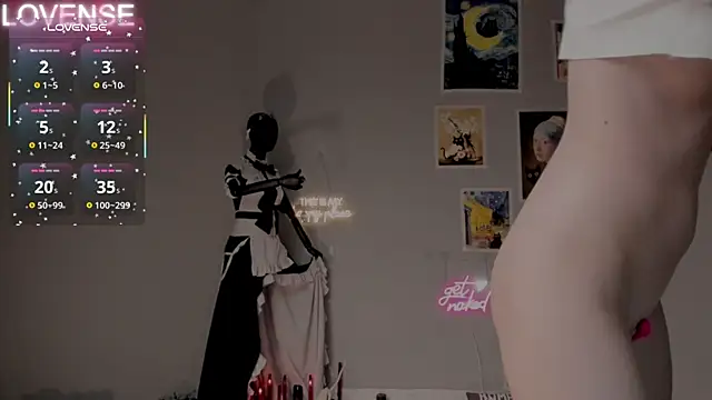 Careful i bite online show from October 9, 2025, 6:44 am