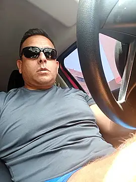 chicoguapo8 online show from January 8, 2026, 4:42 pm