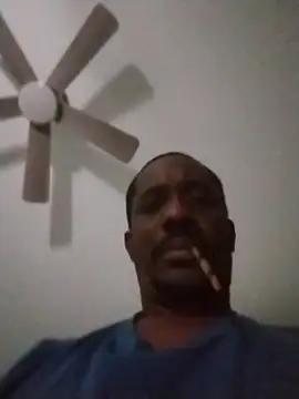 Makeyoucumallover online show from November 20, 2025, 5:29 am