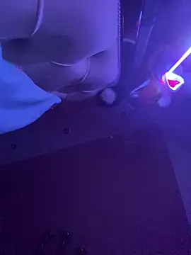 Flossy Vettie online show from March 22, 2025, 1:19 pm