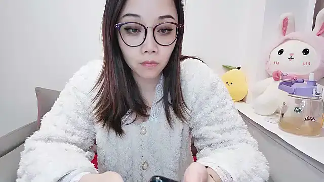 Snapshot of Giuliam chatting on February 18, 2025, 12:28 pm Giuliam online show from February 18, 2025, 12:28 pm
