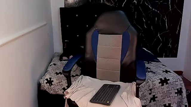 Lu doll online show from November 3, 2025, 9:32 am