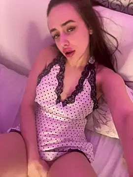 Snapshot of Lisaaan chatting on October 4, 2025, 2:15 pm Lisaaan online show from October 4, 2025, 2:15 pm