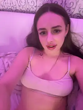 Snapshot of Lisaaan chatting on October 13, 2025, 2:50 pm Lisaaan online show from October 13, 2025, 2:50 pm