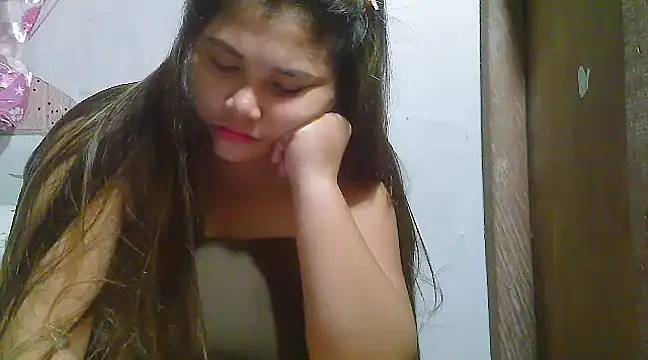 Creamsweetpussy28 online show from March 21, 2025, 7:24 pm