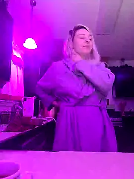 Snapshot of ScarletCallings420 chatting on February 22, 2025, 5:02 pm ScarletCallings420 online show from February 22, 2025, 5:02 pm