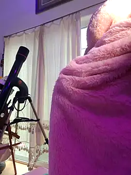 Snapshot of ScarletCallings420 chatting on March 3, 2025, 7:17 pm ScarletCallings420 online show from March 3, 2025, 7:17 pm