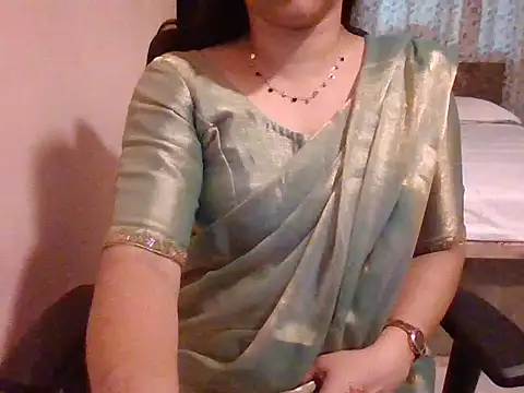 Pinky 4 online show from November 17, 2025, 11:49 am