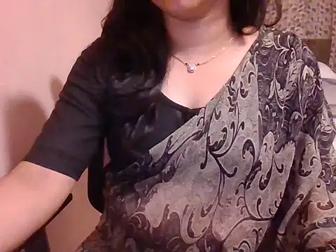 Pinky 4 online show from April 15, 2026, 5:31 pm