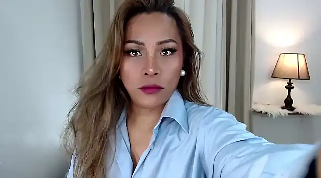 Snapshot of DreamLADYBOY chatting on January 20, 2025, 5:59 am DreamLADYBOY online show from January 20, 2025, 5:59 am