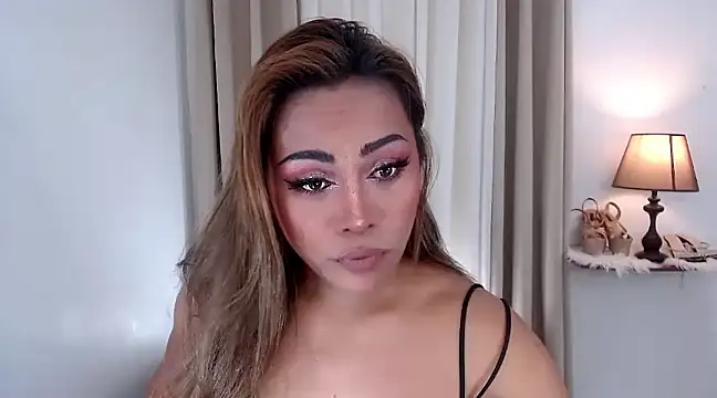 Snapshot of DreamLADYBOY chatting on January 29, 2025, 2:51 am DreamLADYBOY online show from January 29, 2025, 2:51 am