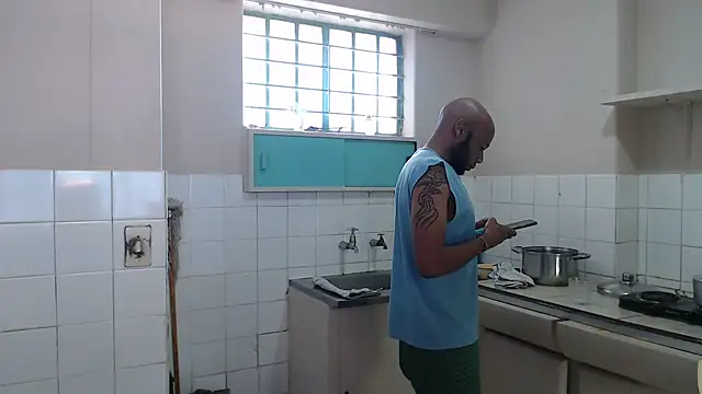 eatxaxa online show from March 8, 2025, 12:30 pm