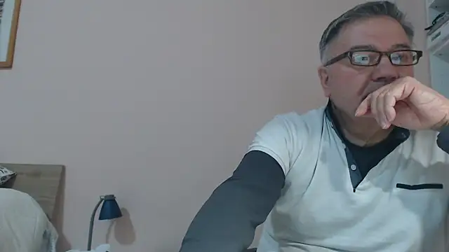 YOU6me online show from February 16, 2025, 6:10 pm