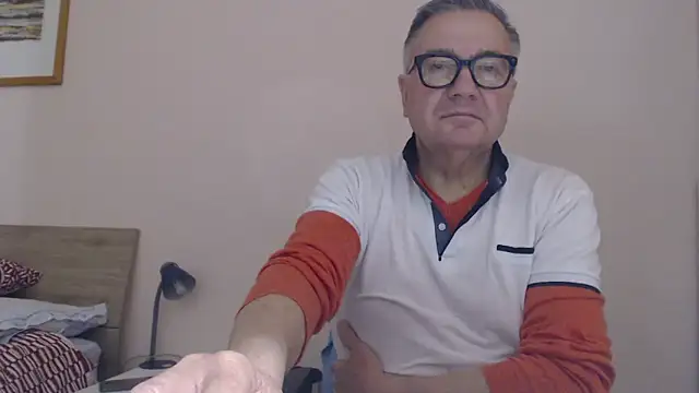 YOU6me online show from October 30, 2025, 8:20 pm