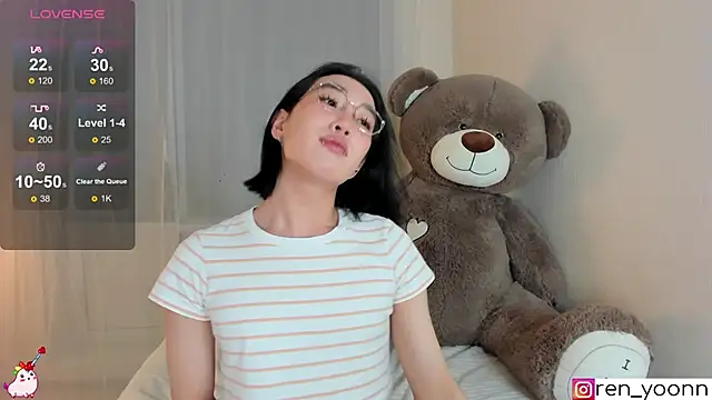 Ren yoon online show from April 22, 2026, 1:41 am