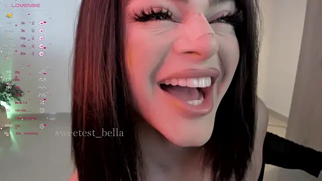 sweetest bella online show from December 13, 2025, 7:53 pm