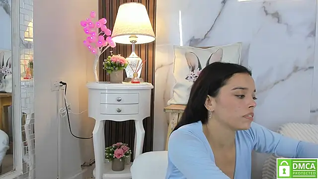 hannahill69 online show from January 22, 2025, 7:25 am