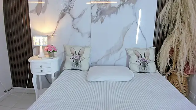 hannahill69 online show from January 8, 2026, 7:21 am