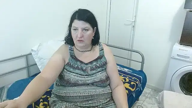 Snapshot of RidemerafSuzana chatting on January 4, 2025, 3:29 am RidemerafSuzana online show from January 4, 2025, 3:29 am