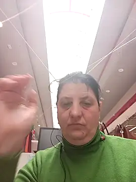 RidemerafSuzana online show from March 22, 2026, 9:02 am