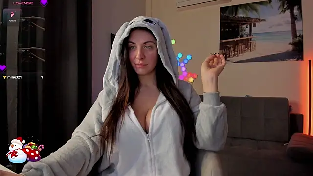 Snapshot of victorias_world chatting on December 3, 2025, 7:34 pm victorias world online show from December 3, 2025, 7:34 pm