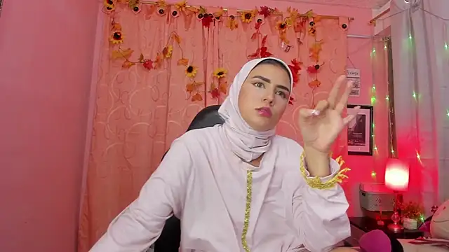 Snapshot of DarshaKhemu chatting on January 20, 2025, 11:43 pm DarshaKhemu online show from January 20, 2025, 11:43 pm