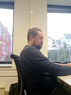 Snapshot of Tj1sen chatting on December 19, 2024, 12:45 pm Tj1sen online show from December 19, 2024, 12:45 pm