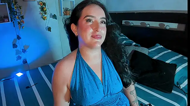 Snapshot of Cherry_jhoana chatting on March 5, 2025, 1:42 am Cherry jhoana online show from March 5, 2025, 1:42 am