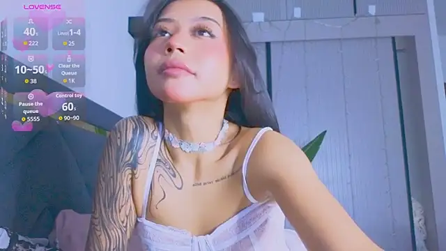 Snapshot of Mia_Tin chatting on February 6, 2026, 1:03 pm Mia Tin online show from February 6, 2026, 1:03 pm