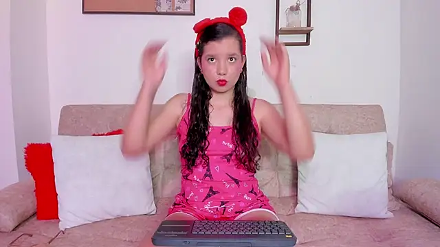 BUUNNY BELLA online show from March 27, 2026, 10:09 pm