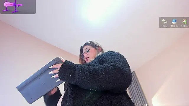 EYMI TOMSOM online show from March 8, 2025, 2:40 pm