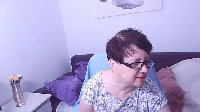 Snapshot of ChristaRose chatting on November 7, 2025, 7:25 pm ChristaRose online show from November 7, 2025, 7:25 pm