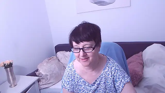 Snapshot of ChristaRose chatting on November 13, 2025, 11:58 pm ChristaRose online show from November 13, 2025, 11:58 pm