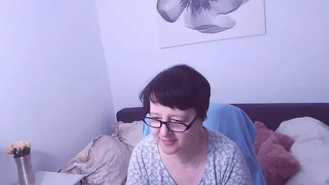 Snapshot of ChristaRose chatting on November 15, 2025, 5:42 pm ChristaRose online show from November 15, 2025, 5:42 pm