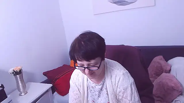 Snapshot of ChristaRose chatting on November 28, 2025, 10:23 pm ChristaRose online show from November 28, 2025, 10:23 pm