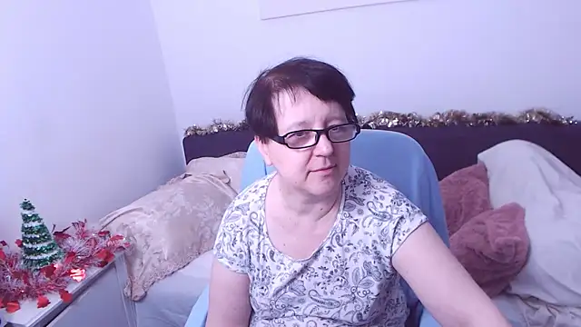 Snapshot of ChristaRose chatting on December 13, 2025, 8:04 pm ChristaRose online show from December 13, 2025, 8:04 pm