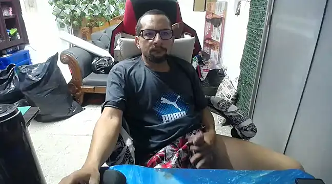 alexam galxh online show from February 17, 2025, 9:41 pm