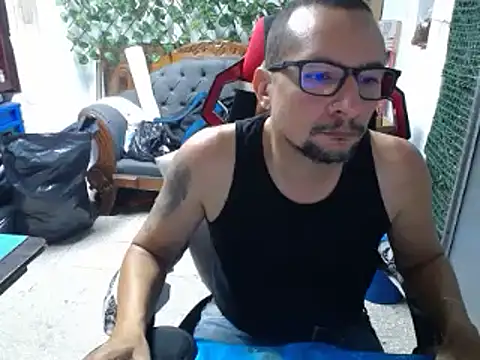 alexam galxh online show from March 10, 2025, 11:06 pm