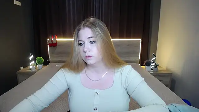 Snapshot of JessikaDaniel chatting on October 7, 2025, 6:32 am JessikaDaniel online show from October 7, 2025, 6:32 am