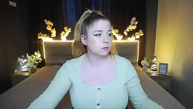 JessikaDaniel online show from March 9, 2026, 7:23 am