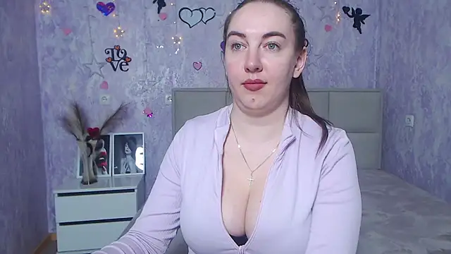 KaleyReed online show from February 19, 2025, 9:28 am