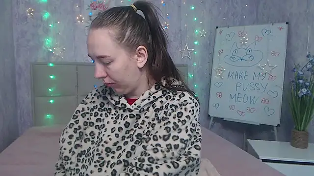 KaleyReed online show from October 2, 2025, 5:47 am