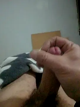 Snapshot of maxbigol chatting on December 17, 2024, 1:29 am maxbigol online show from December 17, 2024, 1:29 am