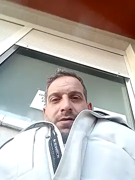 Snapshot of maxbigol chatting on February 3, 2025, 2:55 pm maxbigol online show from February 3, 2025, 2:55 pm