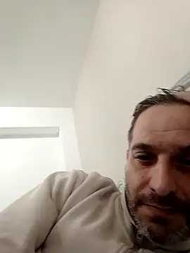 Snapshot of maxbigol chatting on February 5, 2025, 1:15 am maxbigol online show from February 5, 2025, 1:15 am