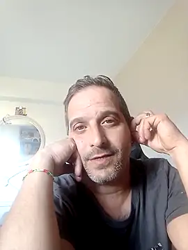 Snapshot of maxbigol chatting on November 3, 2025, 2:07 pm maxbigol online show from November 3, 2025, 2:07 pm