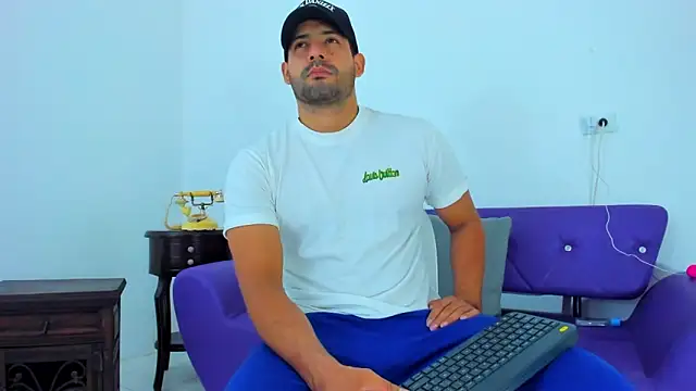 Snapshot of JorsMontero chatting on January 11, 2025, 12:29 pm JorsMontero online show from January 11, 2025, 12:29 pm