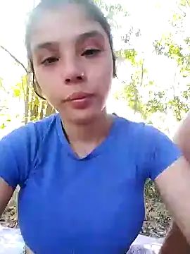 mariamac420 online show from January 11, 2025, 10:18 pm