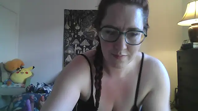CuriousKitty345 online show from May 25, 2026, 8:26 pm